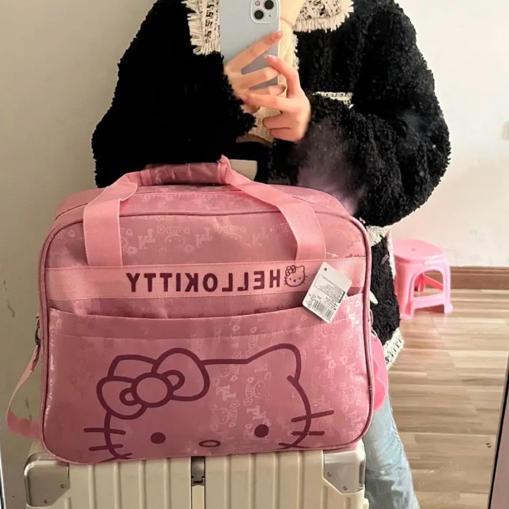 Hello kitty luggage bag